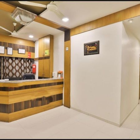 Hotel Shreenath 阿穆达巴 外观 照片