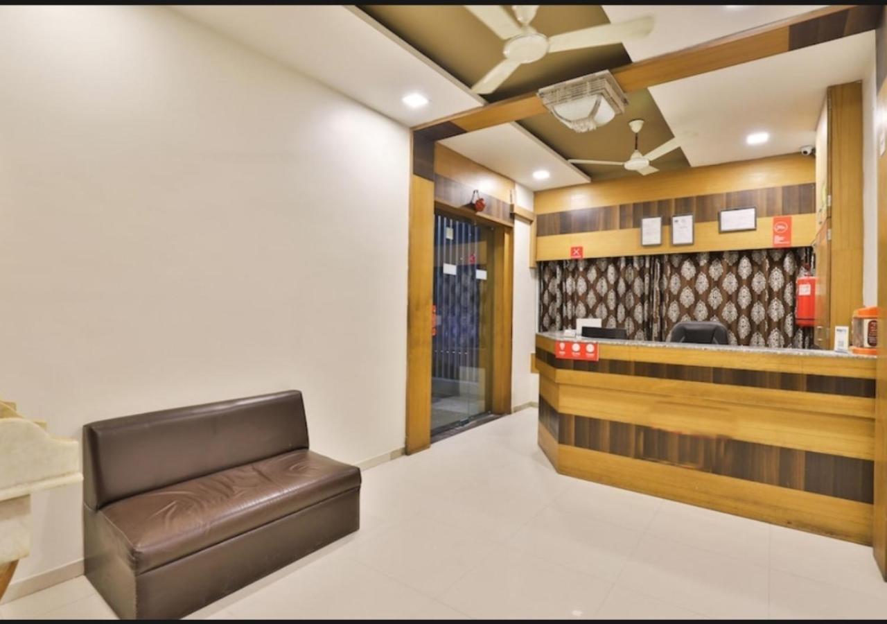 Hotel Shreenath 阿穆达巴 外观 照片